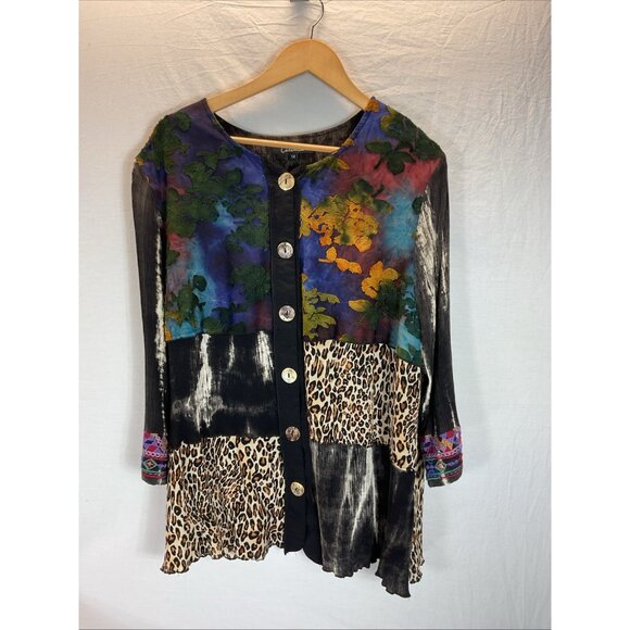 Calessa Size 1X Blouse Tunic Top Button Up Artsy‎ Mixed Print 3/4 fluted Sleeve - Picture 1 of 10